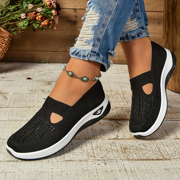 Komfortable Elin slip-on sko til kvinder, åndbare og lette. Ideelle sommersko.