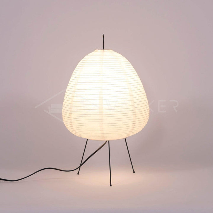 Minimalistisk japansk bordlampe Yumi