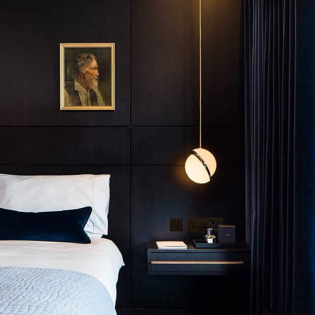 Måneformet Pendellampe i Moderne Design