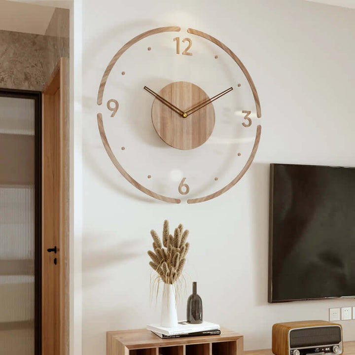 Trævægur i skandinavisk design, minimalistisk