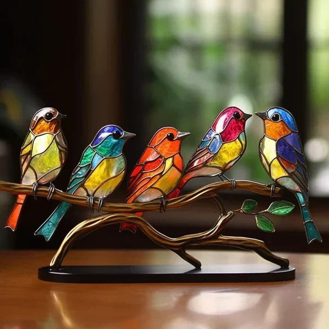 Farverige håndlavede glasfugle dekoration. Elegant boliginteriør i moderne design, perfekt pyntegenstand.