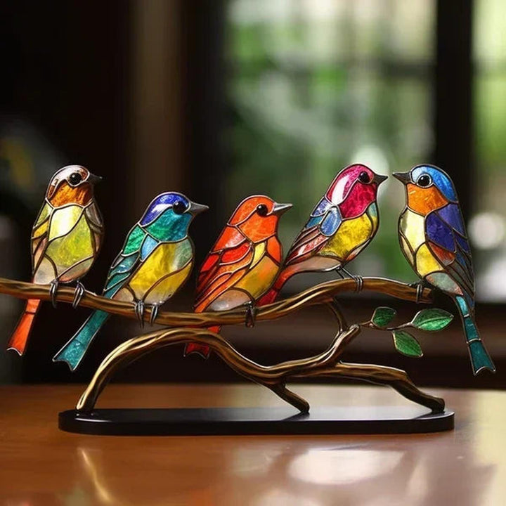 Farverige håndlavede glasfugle dekoration. Elegant boliginteriør i moderne design, perfekt pyntegenstand.