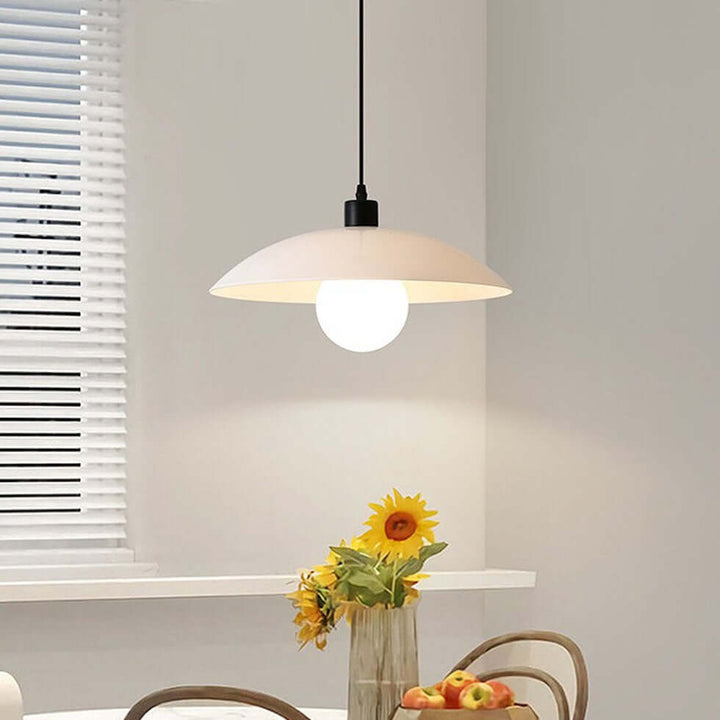 Minimalistisk Pendellampe i Hvidglas
