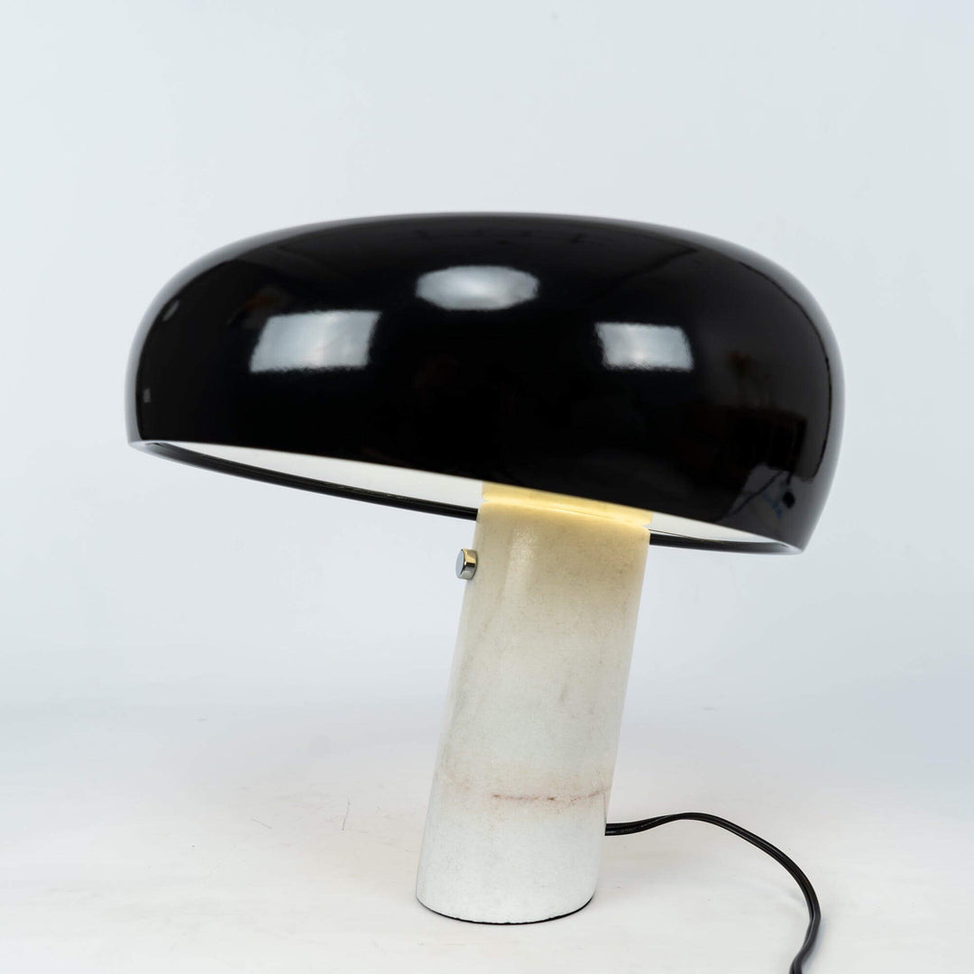 Designer Bordlampe i Marmor