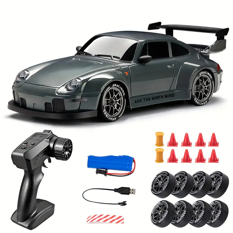 Fjernstyret RC drift bil 1:24 med 4WD, skarpe LED-lys & genopladeligt batteri. Perfekt hobbybil til underholdning.