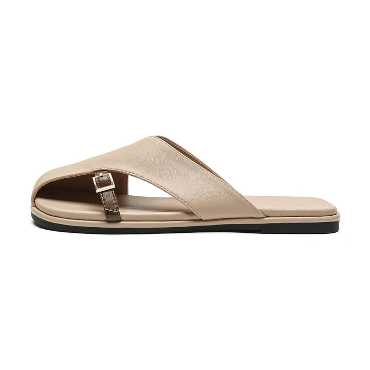 Sommerklare flade fisherman sandaler til kvinder, med justerbare remme for ultimativ komfort.