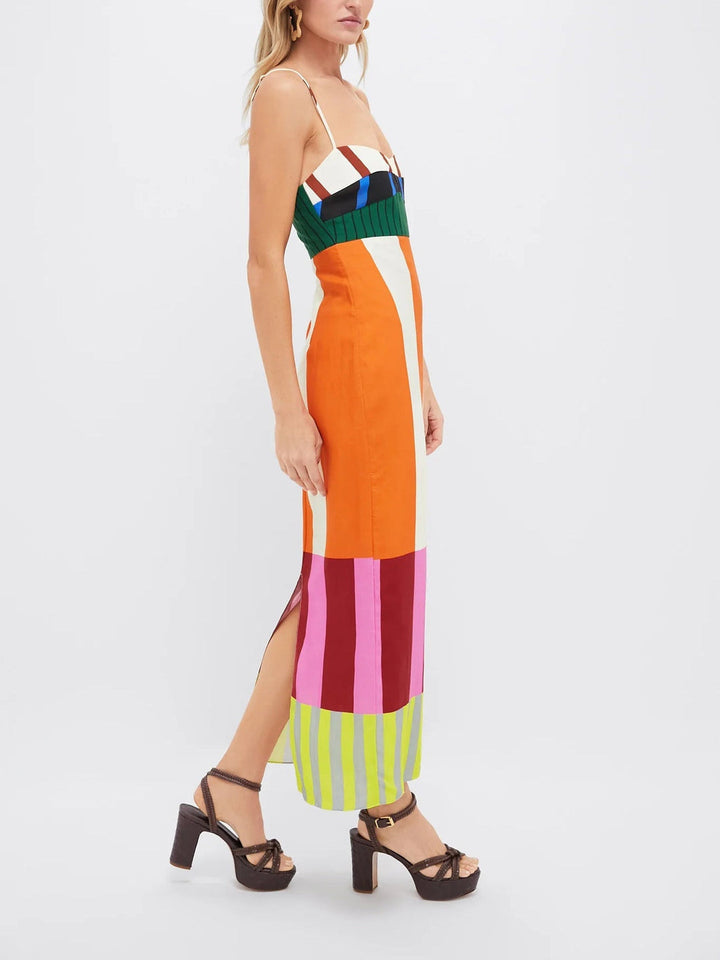Elegant flerfarvet maxikjole, komfortabel polyester sommerkjole til kvinder, perfekt til afslappede dage.