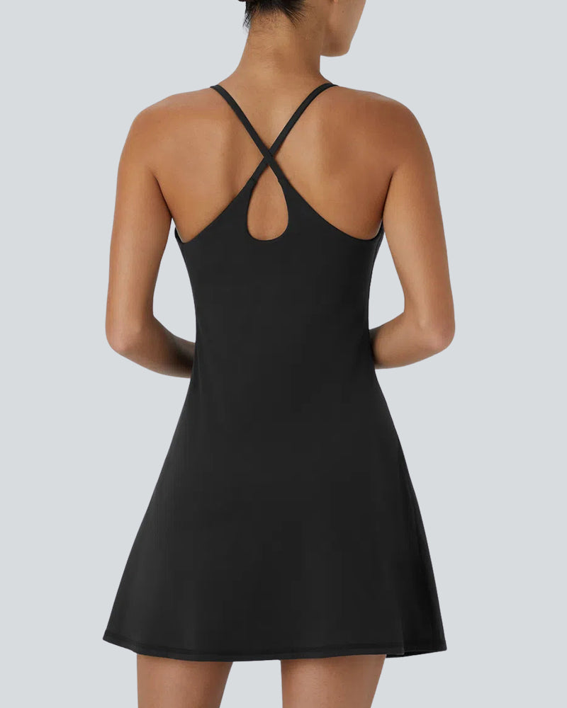 Stilfuld shapewear kjole med integrerede shorts og bh, perfekt til glat silhuet.