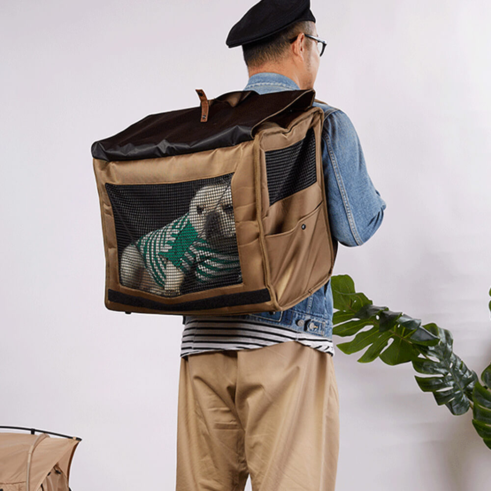Stor, åndbar rejserygsæk til kæledyr lavet af vandtæt materiale, med ergonomiske stropper og mesh-design.