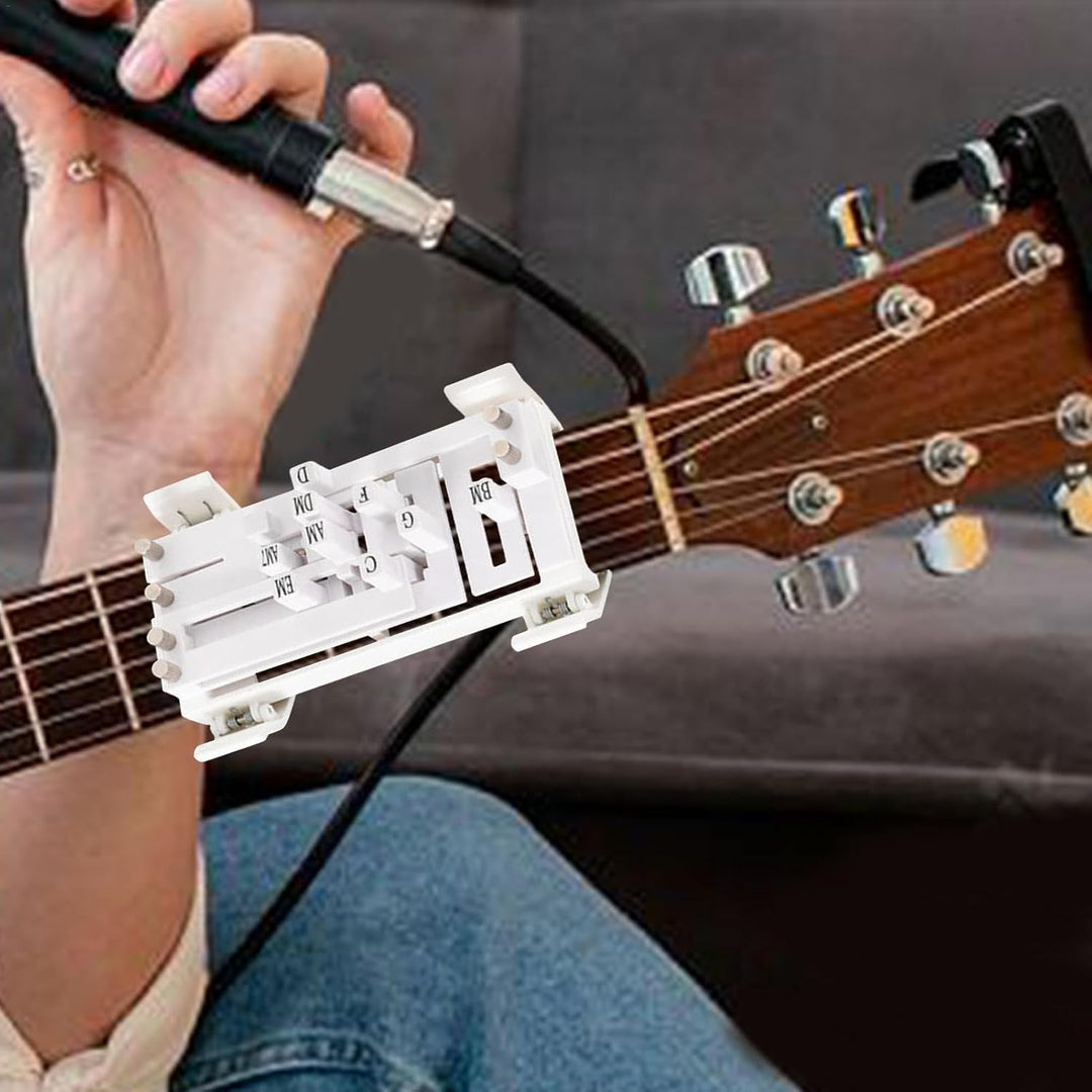 Guitartræner til hurtig akkordmestring; perfekt for begyndere og smertefri læring på akustisk guitar.