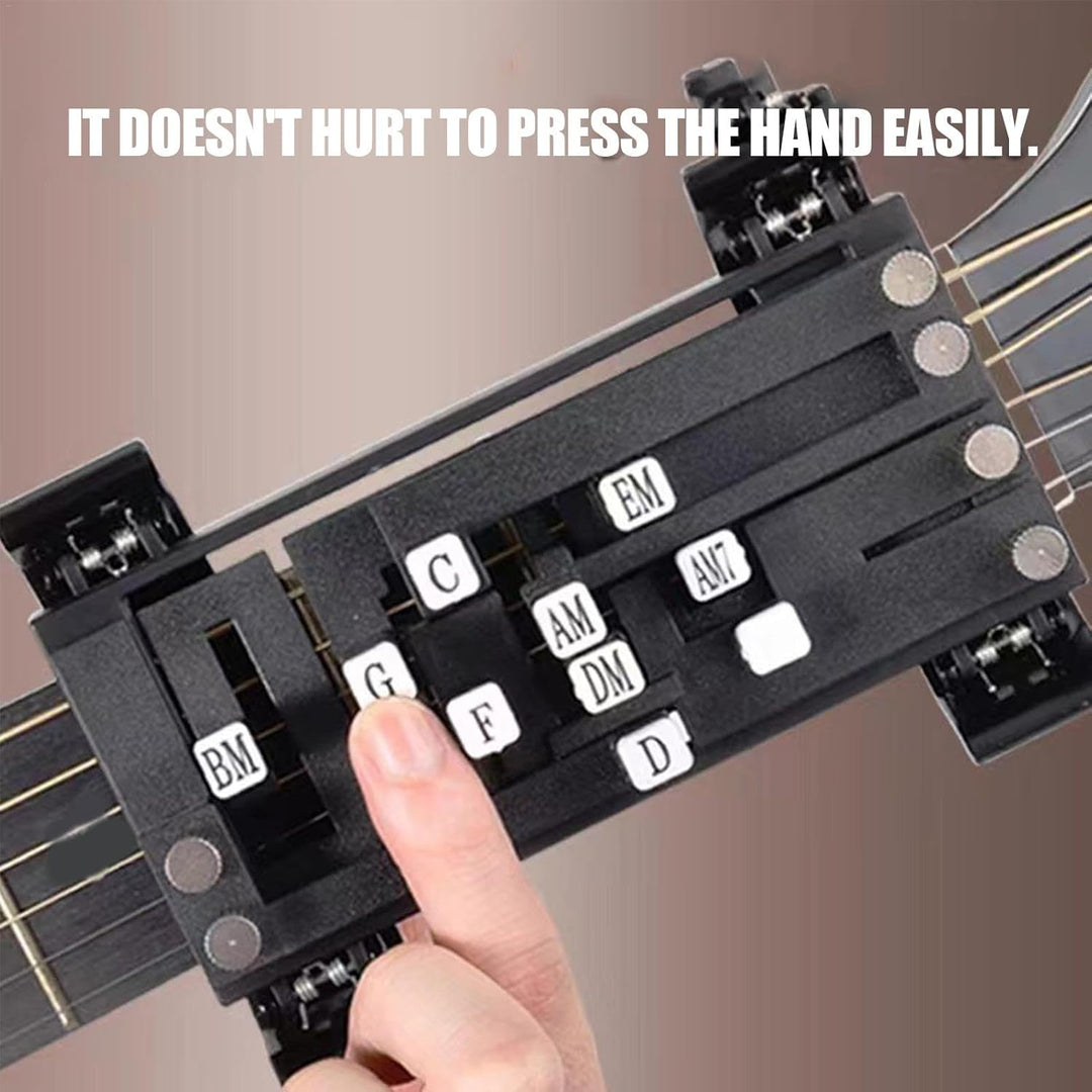 Innovativ guitartræner for begyndere; lærer nemt guitarakkorder uden fingersmerter.