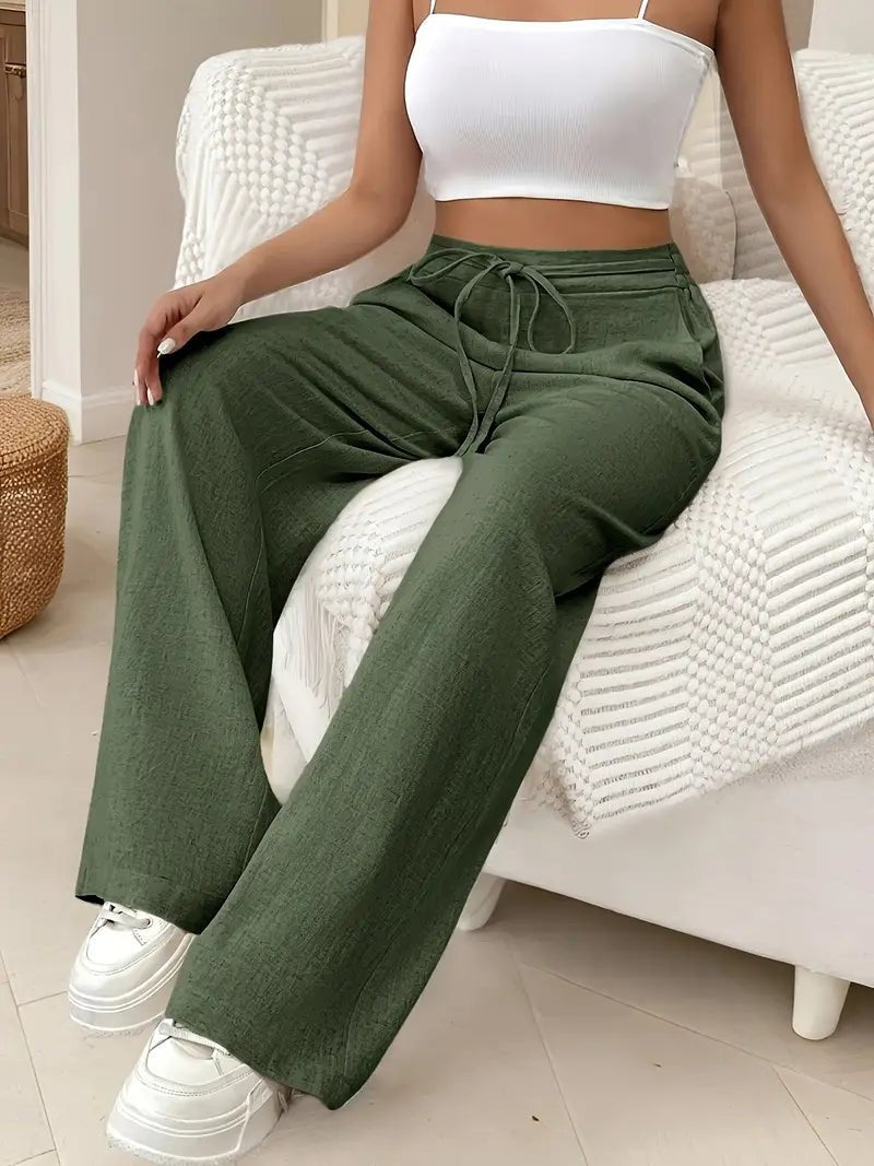 Letvægts højtaljede hør bukser med wide leg til kvinder. Komfortable sommerbukser med et elegant touch.