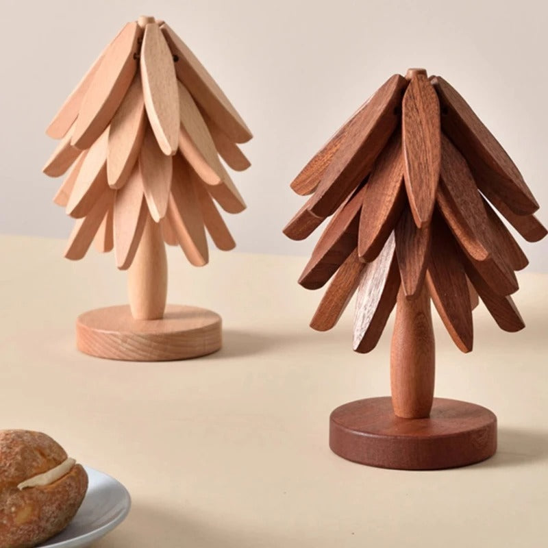 Beskyt dit bord med et håndlavet træ grydeunderlag & coaster sæt. Naturlig træ design til boligindretning.