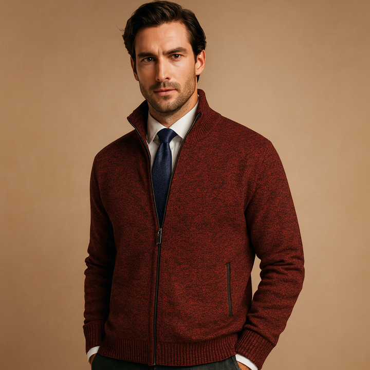 Alsidig herre lynlås cardigan i strik. Perfekt som overgangsjakke og smart casual strik til kølige dage.