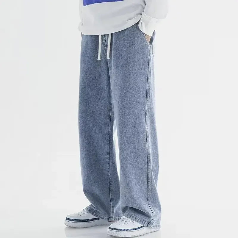 Løstsiddende baggy jeans til mænd, velegnet til streetwear. Disse afslappede denimbukser giver stil og komfort.