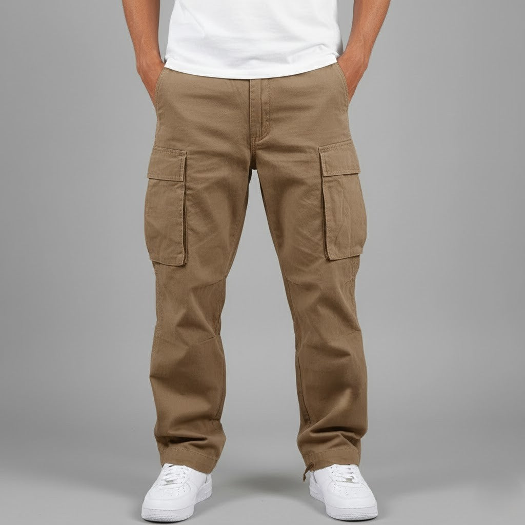Afslappede herre cargobukser med funktionelle sidelommer i streetwear-stil. Komfortable bukser til mænd, perfekt til outdoor.