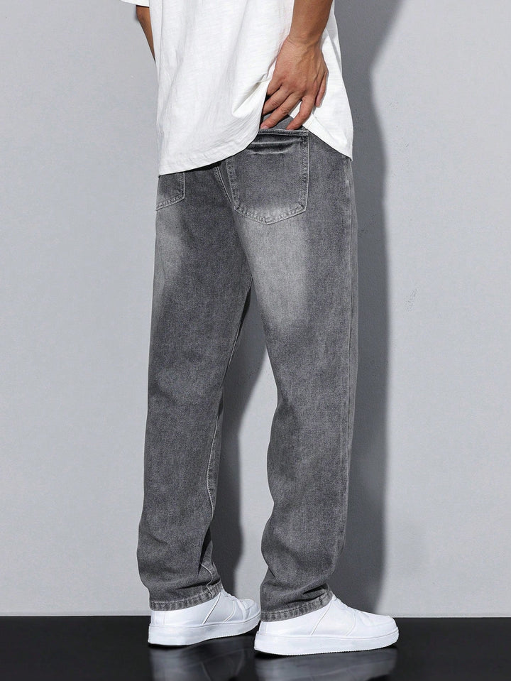 Mørkeblå casual jeans til herre, løs pasform og komfortable hele dagen.