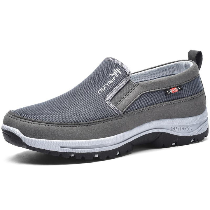 Ergonomisk designede herre slip-on sko med svangstøtte, der giver optimal støtte og komfort.