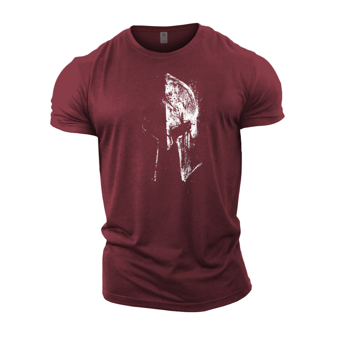 Herre fitness T-shirt i kastanjebrun, liggende fladt, fremhæver diskret logo og enkelhed.
