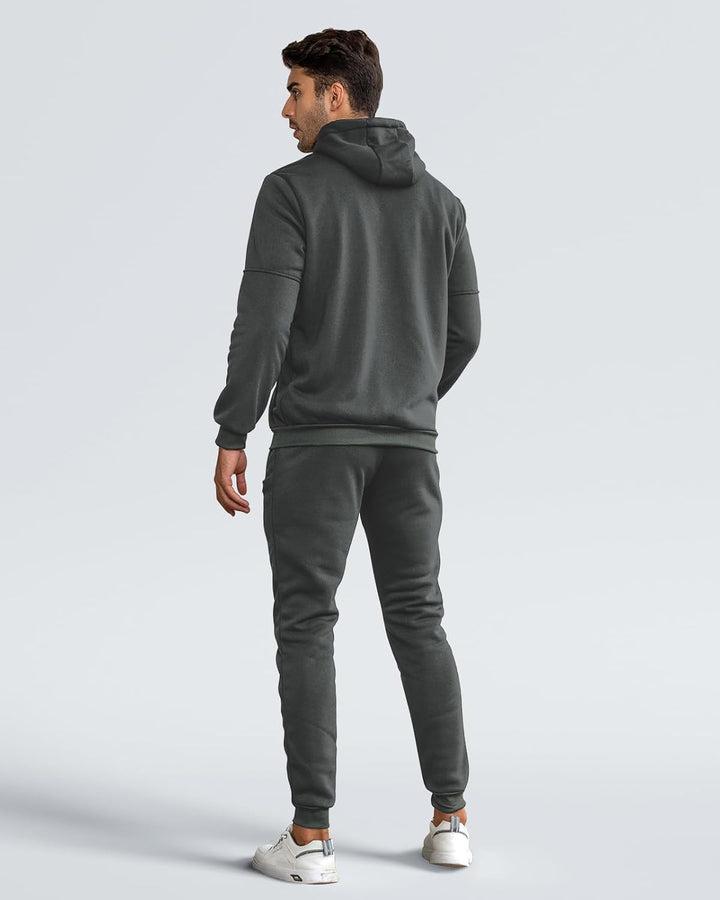 Herre Slim-Fit træningsdragt, åndbar, mørkeblå, frontvisning, stilfuldt look, letvægtsmateriale til sport og fritid