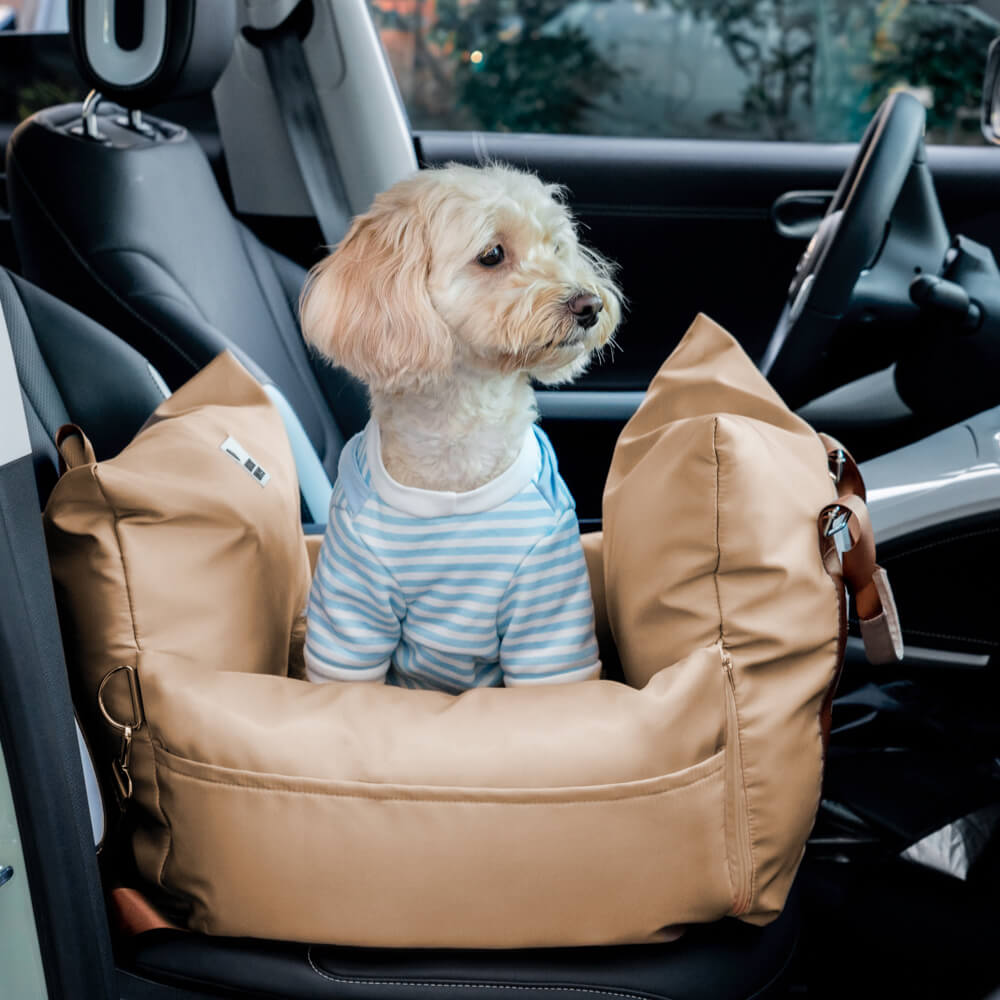 "Hunde-Autositzbett, grau, Einzelsitz, mit verstellbaren Gurten und abnehmbarem Bezug für Sicherheit und Komfort."