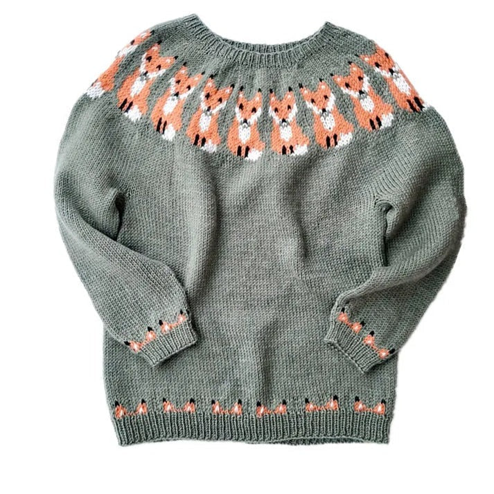 Casual islandsk striktrøje til kvinder. Mønstret langærmet sweater perfekt som hyggetøj og vintermode.