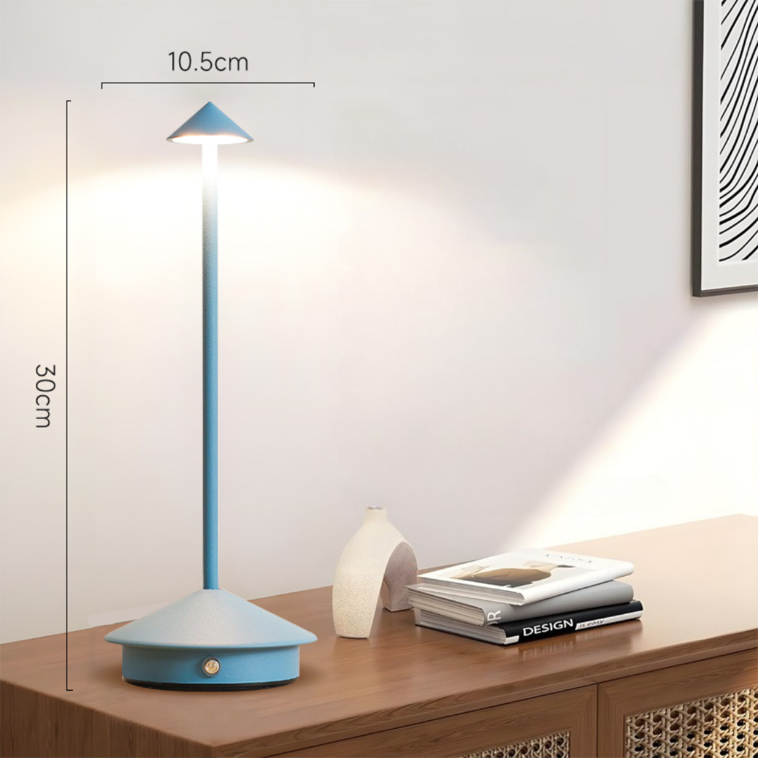 Trådløs LED bordlampe med dæmpbart touch lys og moderne design, ideel til fleksibel, stilfuld belysning.