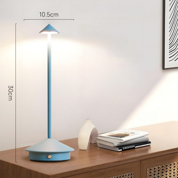 Trådløs LED bordlampe med dæmpbart touch lys og moderne design, ideel til fleksibel, stilfuld belysning.