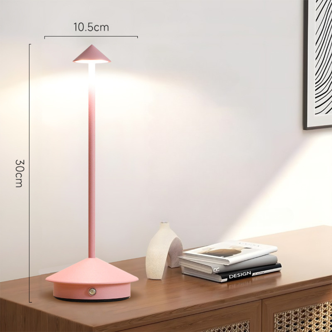 Trådløs LED bordlampe med dæmpbart touch lys og moderne design, ideel til fleksibel, stilfuld belysning.