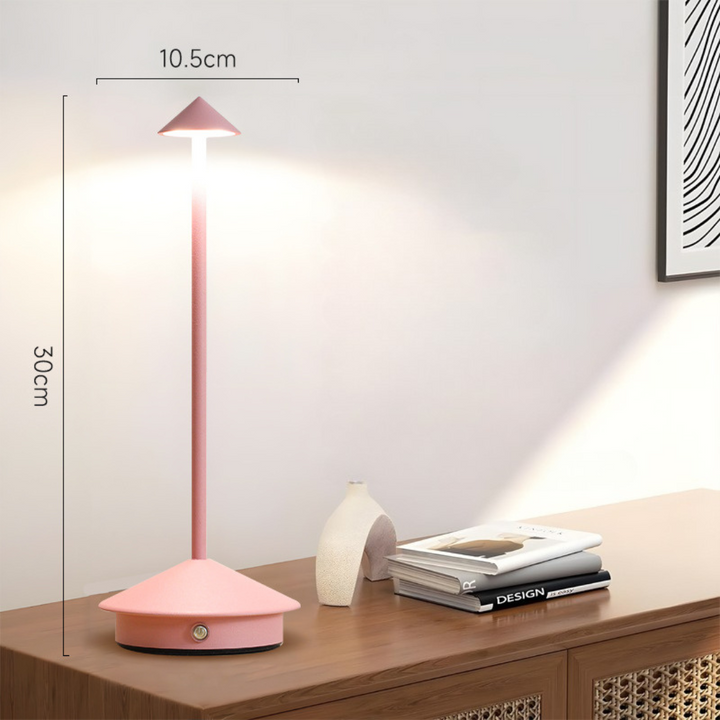 Trådløs LED bordlampe med dæmpbart touch lys og moderne design, ideel til fleksibel, stilfuld belysning.