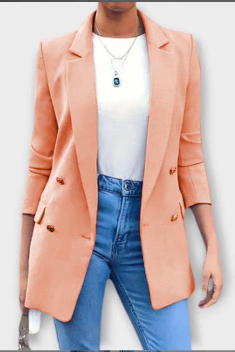 Lyserød dameblazer med skræddersyet snit, alsidig og elegant. Perfekt til professionelt look eller fest.