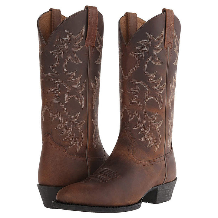 Komfortable og modebevidste herre cowboystøvler i brun; et must-have for mænds stilfulde garderobe.