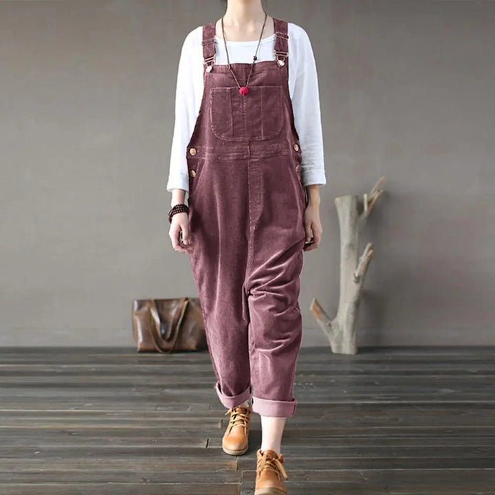 Blød og behagelig damejumpsuit med lommer, ideel til hverdag og sommer. En alsidig heldragt for kvinder.