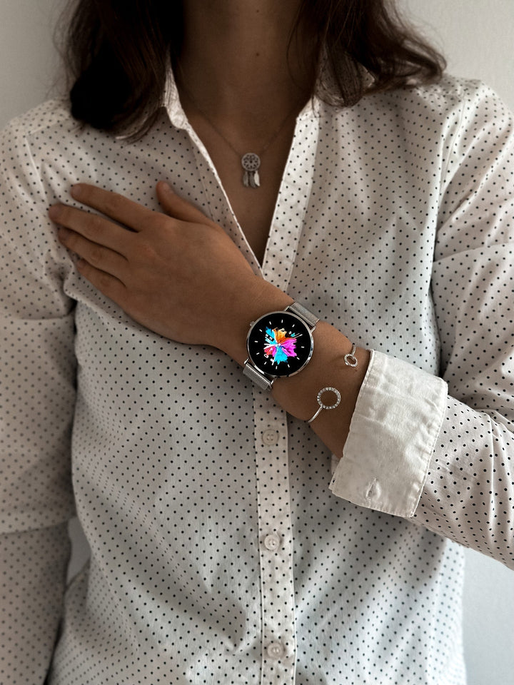 Kompakt, elegant smartwatch med ultratyndt design og mesh-rem, perfekt til enhver stil, AMOLED-skærm.