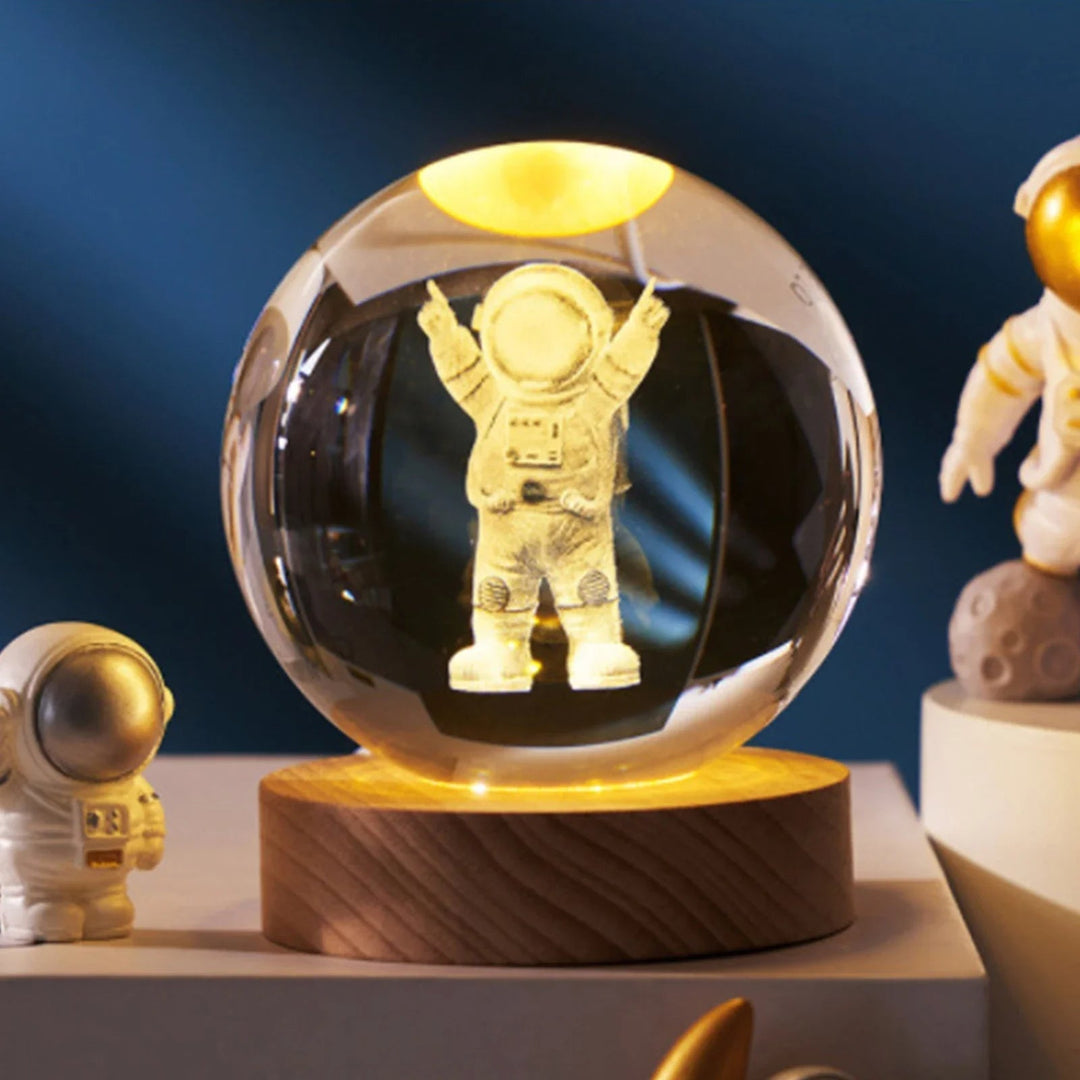 Unik galakse lampe med 3D effekt, en perfekt gave. Giver et smukt og fredfyldt lys i ethvert hjem.