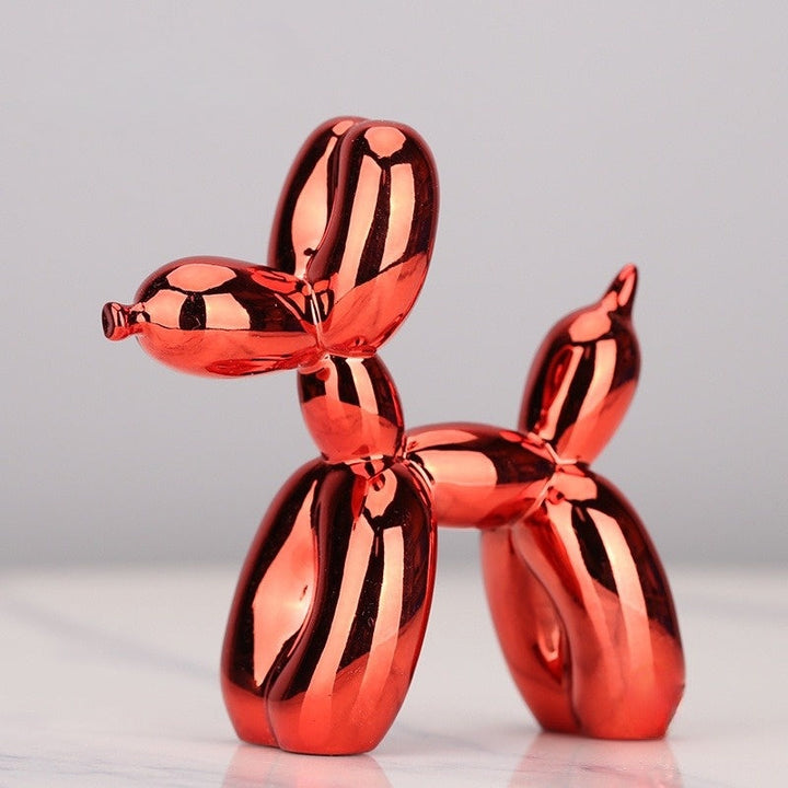 Kobberfarvet ballonhund skulptur, legende dekoration med blank metaloverflade, ideel til stuer.