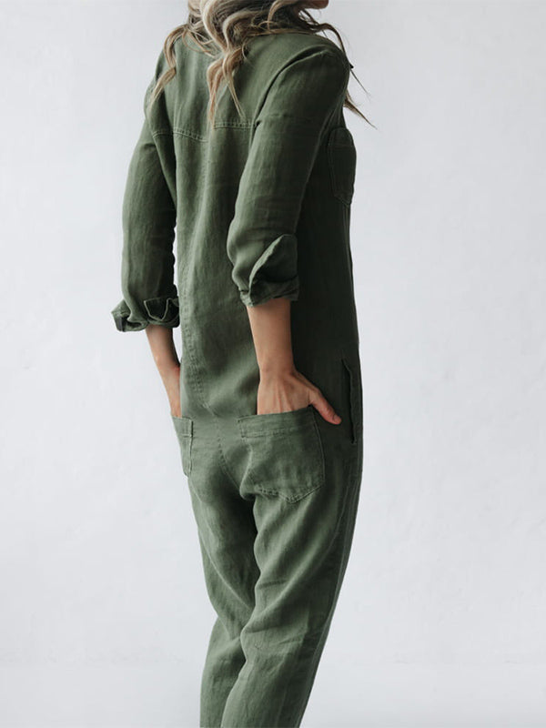 Lyserød damejumpsuit med løs pasform. Behagelig og festlig, perfekt til enhver lejlighed.
