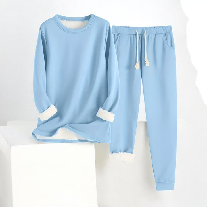 Komplet outfit til kvinder: Termisk og varmt fleece-sæt, perfekt til hygge i de kolde vintermåneder.