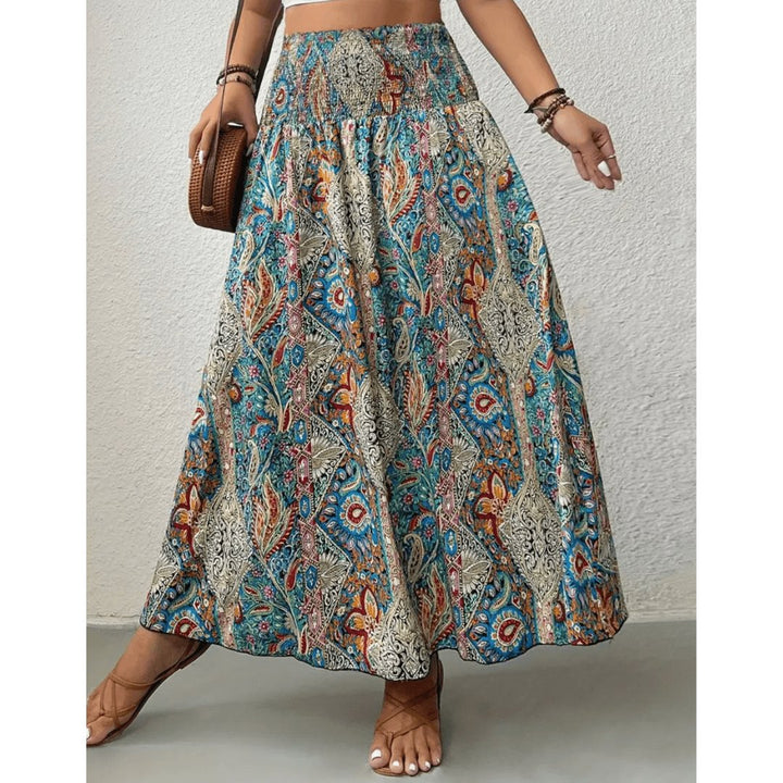 Stilfuld kvinders boho maxinederdel. Elegant og afslappet design, perfekt som sommerfesttøj.