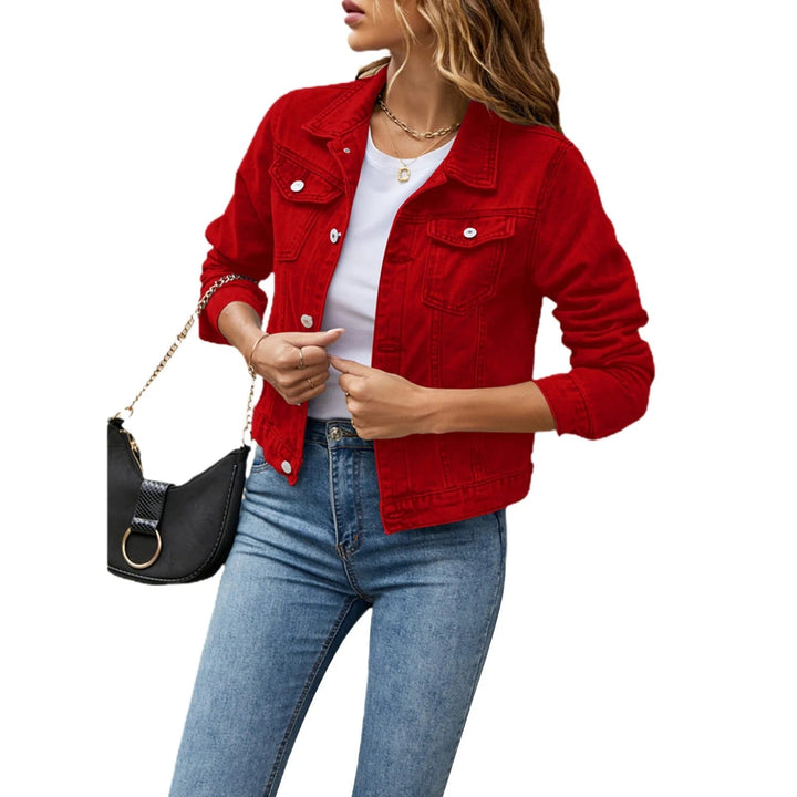 Elegant casual kvinders denimjakke, et must-have item der kombinerer komfort og moderne stil for kvinder.