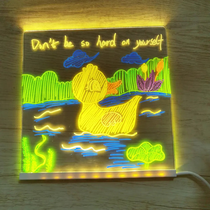 LED tegneplade med lysende farver, ideel til kreative designs og dekorationer. Let, bærbar, velegnet til børn.