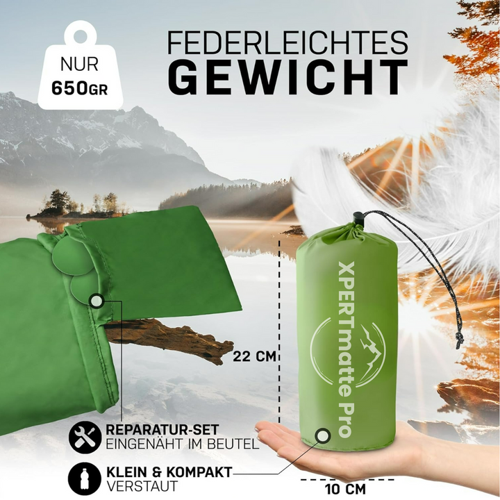 Let oppustelig liggeunderlag i grøn nylon TPU, kompakt foldet, ideelt til camping og vandreture, XPERTmatte Pro.