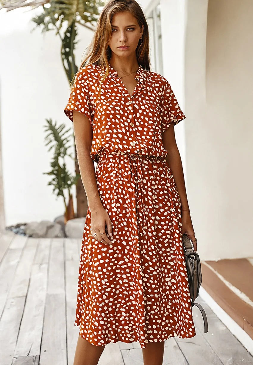 Blød, let damekjole med løst design, ultimativ komfort i sommervarmen.