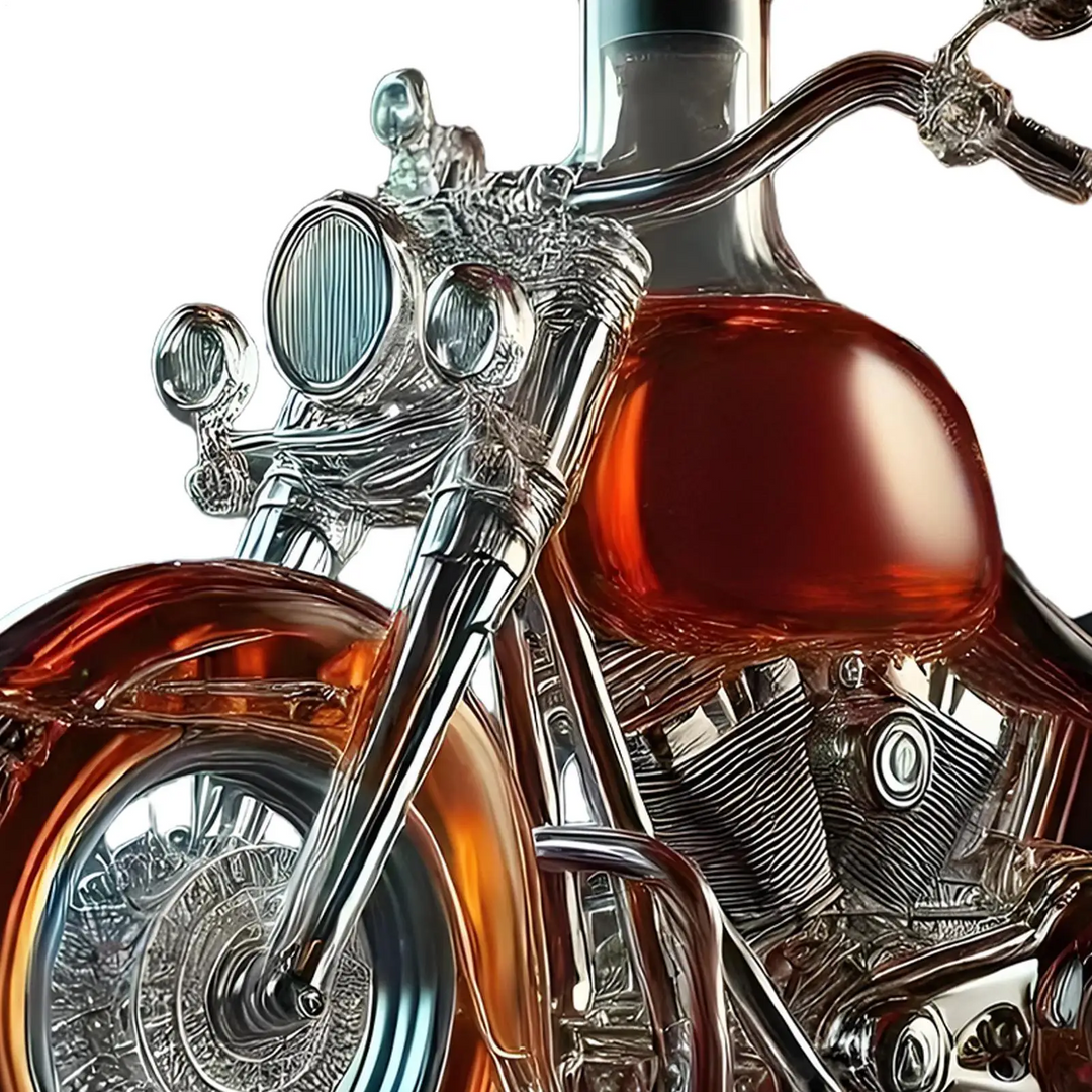 Luksus whiskykaraffel som en detaljeret motorcykel. En unik gaveidé og eksklusivt blikfang til baren.