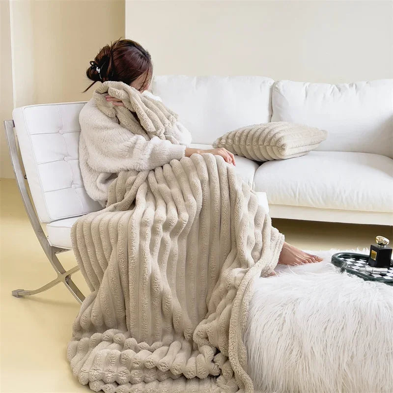 Moderne ternet fleece plaid. Luksuriøst tæppe til indretning; varmt og blødt til kolde aftener.