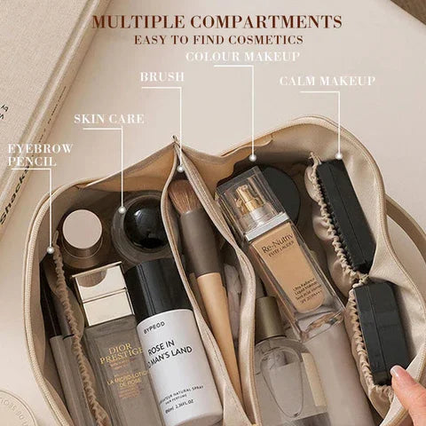 Luksuriøs, rummelig kosmetiktaske med elegant design, ideel til stilbevidste kvinder til opbevaring af kosmetik.