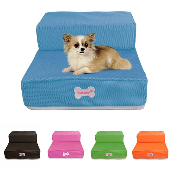 Luxuriöse Hundetreppe mit rutschfesten Stufen und weicher Polsterung für Couch und Bett, ideal für kleine Hunde und Senioren.