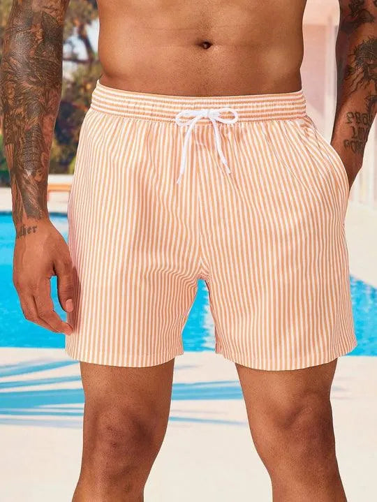 Mænds afslappede stribede badebukser til sommerstrand og svømning. Hurtigtørrende vandshorts herre.