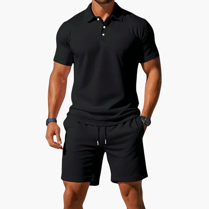 Elegant mænds sommer polo sæt til afslappet mode og fritid, perfekt til varme dage og komfort.