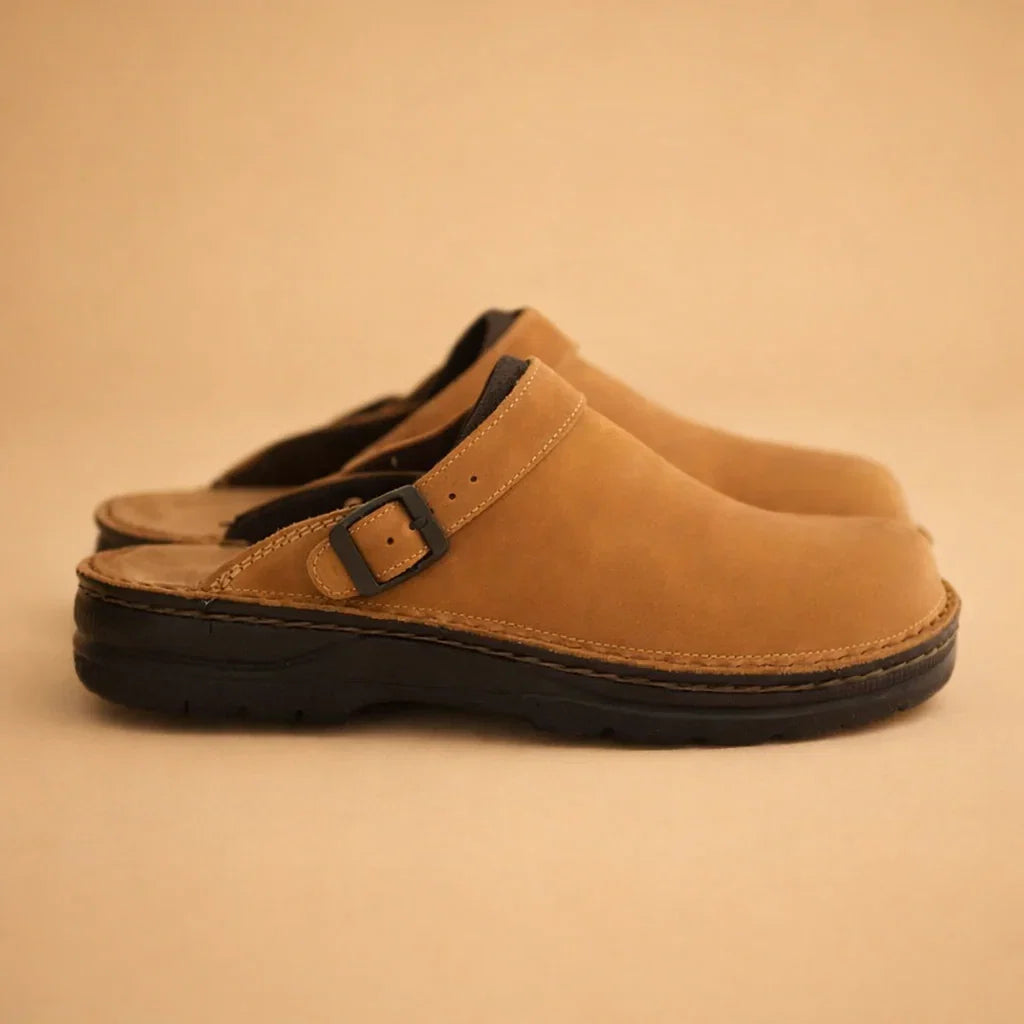Sorte casual herresko, slip-on med god komfort til daglig brug. Moderne fodtøj.